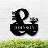 Custom Metal Mr & Mrs Sign Custom Family Sign Farmhouse Decor Family Name Sign Housewarming Christmas Gift Decorations